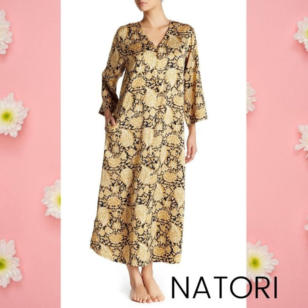 Natori Flourish silky zip front caftan NWOT